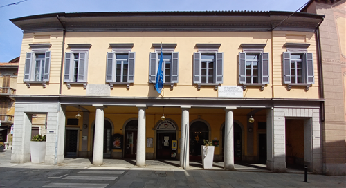 Biblioteca pubblica "A. Mazzetti"